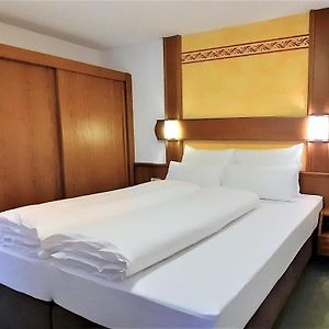 Budget Kamer met een King Size Bed